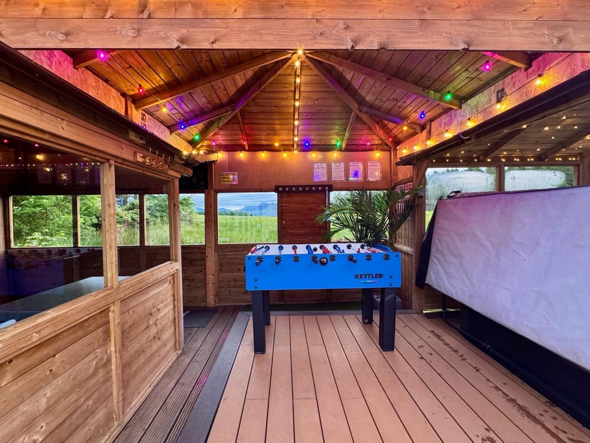 Finn Village "Mountain View Cottage" Private Garden, 9-Seater Hot Tub, Firepit & Pizza Stove Drymen Eksteriør bilde